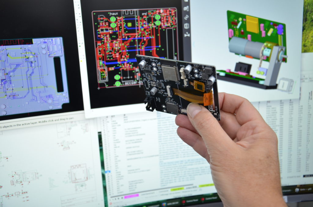 Développement cartes électroniques chez Dynamic Motion